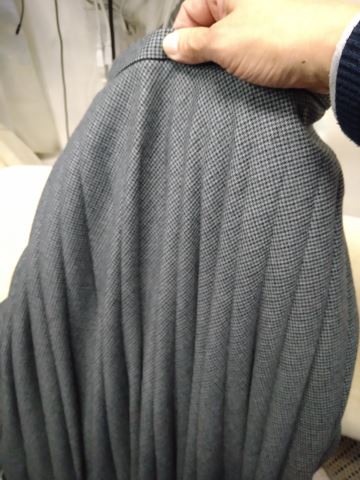 24　プリーツスカートの折り目付け　プリーツが無くなったスカートを直す