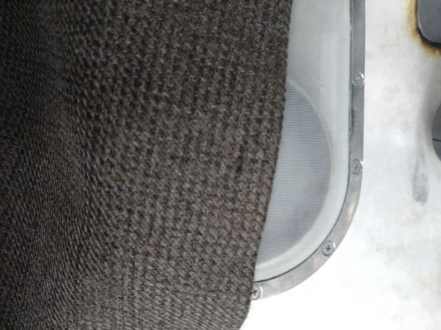 2 ニットコートの糸引き直し