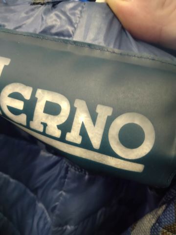 1　HERNO(ヘルノ) 　