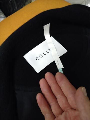 6 コートのラベルのお直し